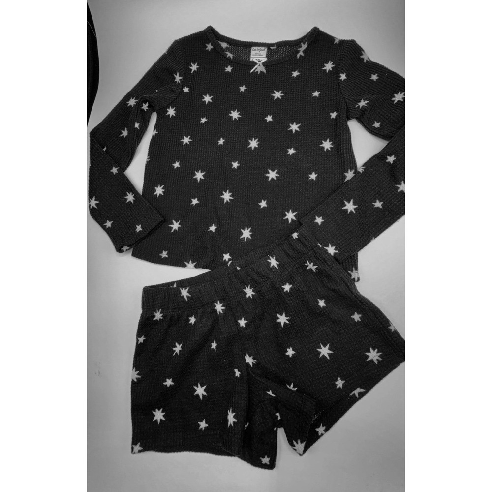 NEW Girls two piece size medium (8) Cat & Jack thermal sleepwear pajama set.